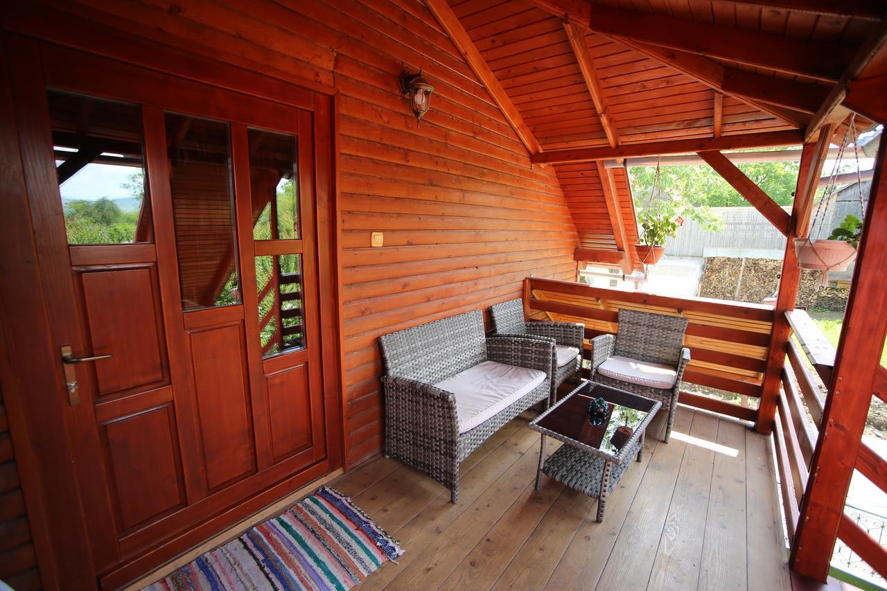 Pensiune Saroklak Sincraiu Exterior photo