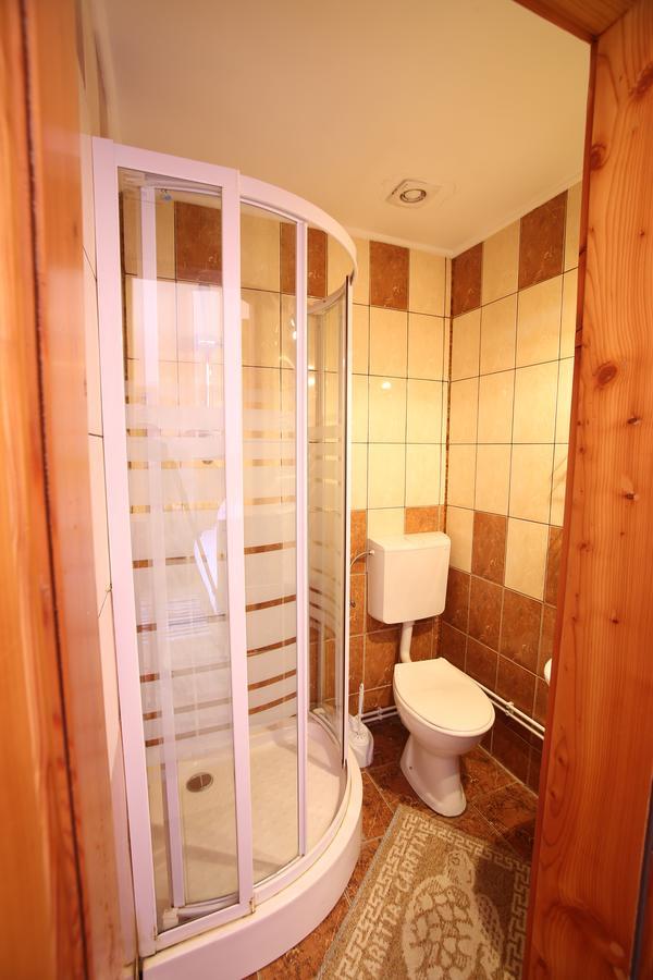 Pensiune Saroklak Sincraiu Exterior photo